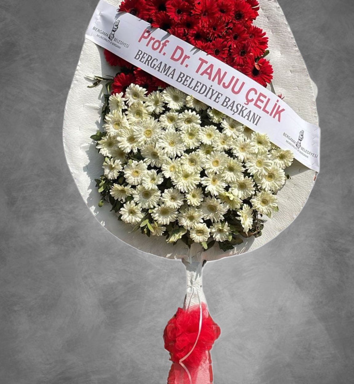 DÜĞÜN&AÇILIŞ KIRMIZI BEYAZ GERBERA ÇELENK