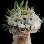 Beyaz Gül ve Lilyum Buketi 21 Dal BKT0164