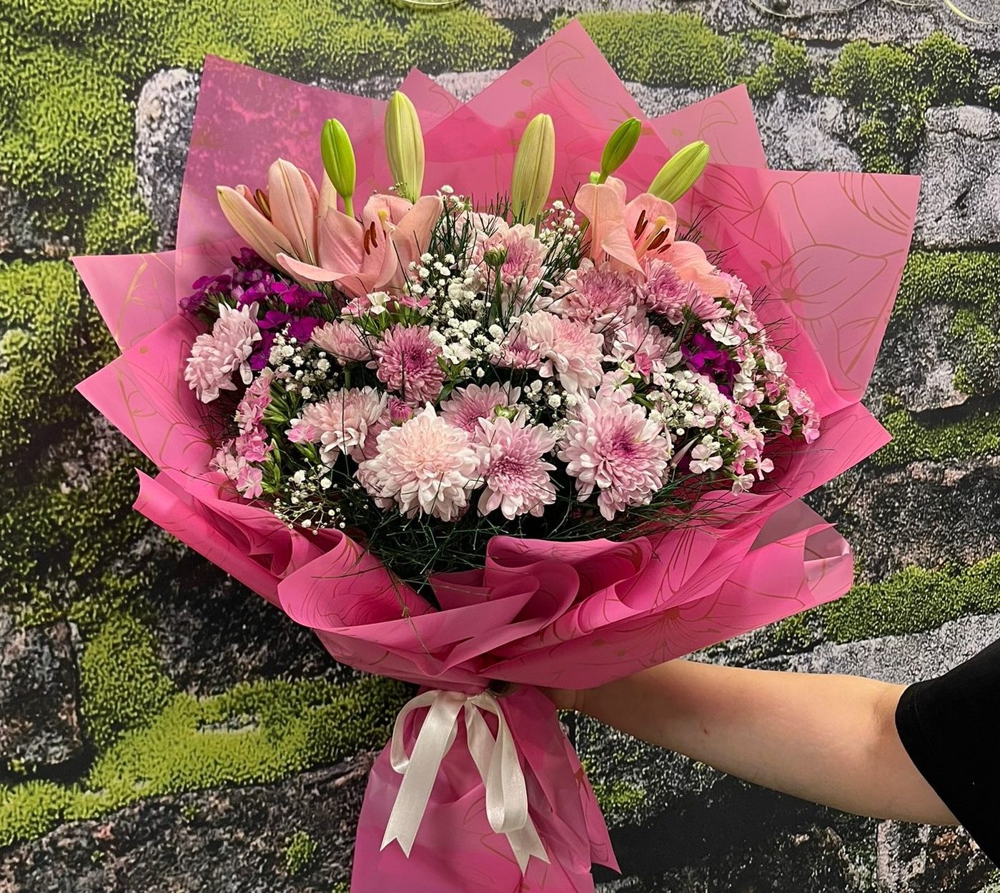 🌸 Pembe Kasımpatı & Lilyum Buketi