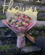 DELUXE MEGA BOY Lila-Pembe Beyaz Gül&Çardak Güller Buketi - Görsel 3