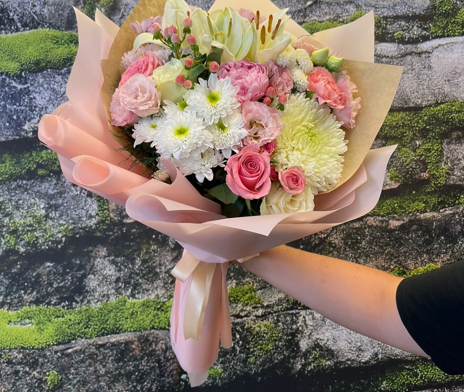 SofLove Buzlu Sarım Anastasia&Gül&Krizantem Buketi