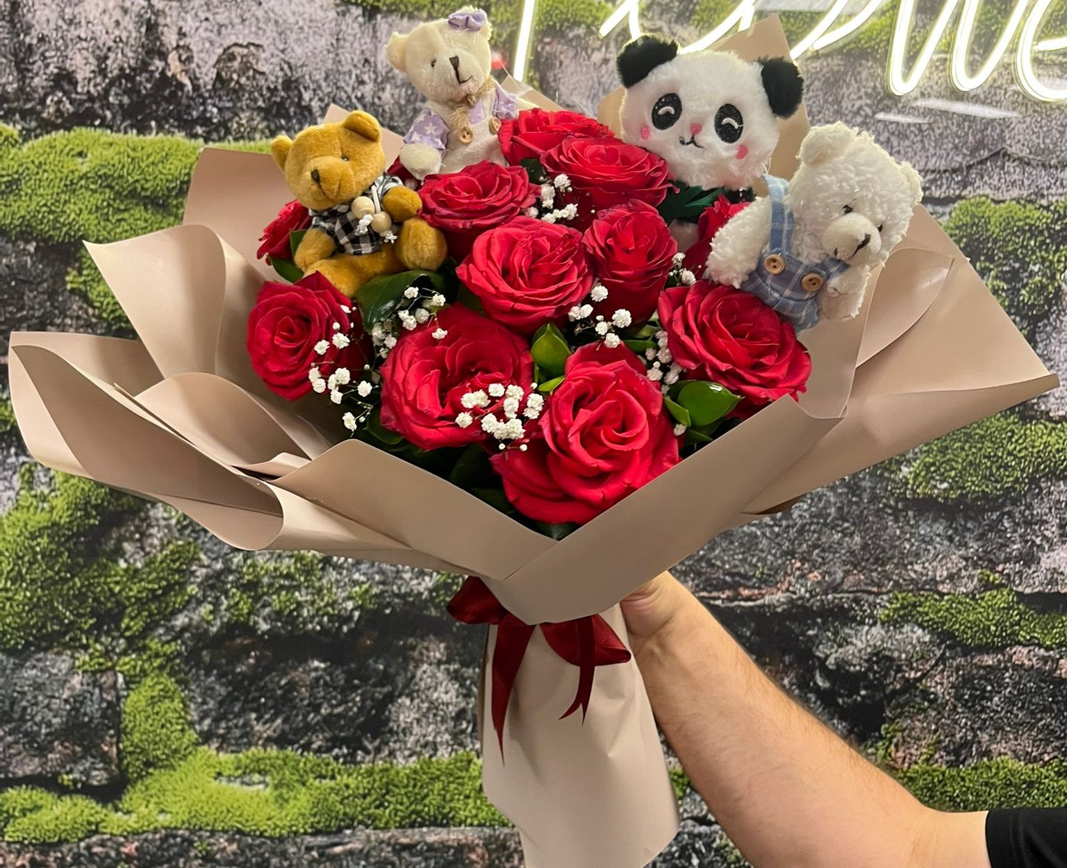 🌹 11’li Kırmızı Gül &  Peluş Ayıcık Buketi 🌹🧸