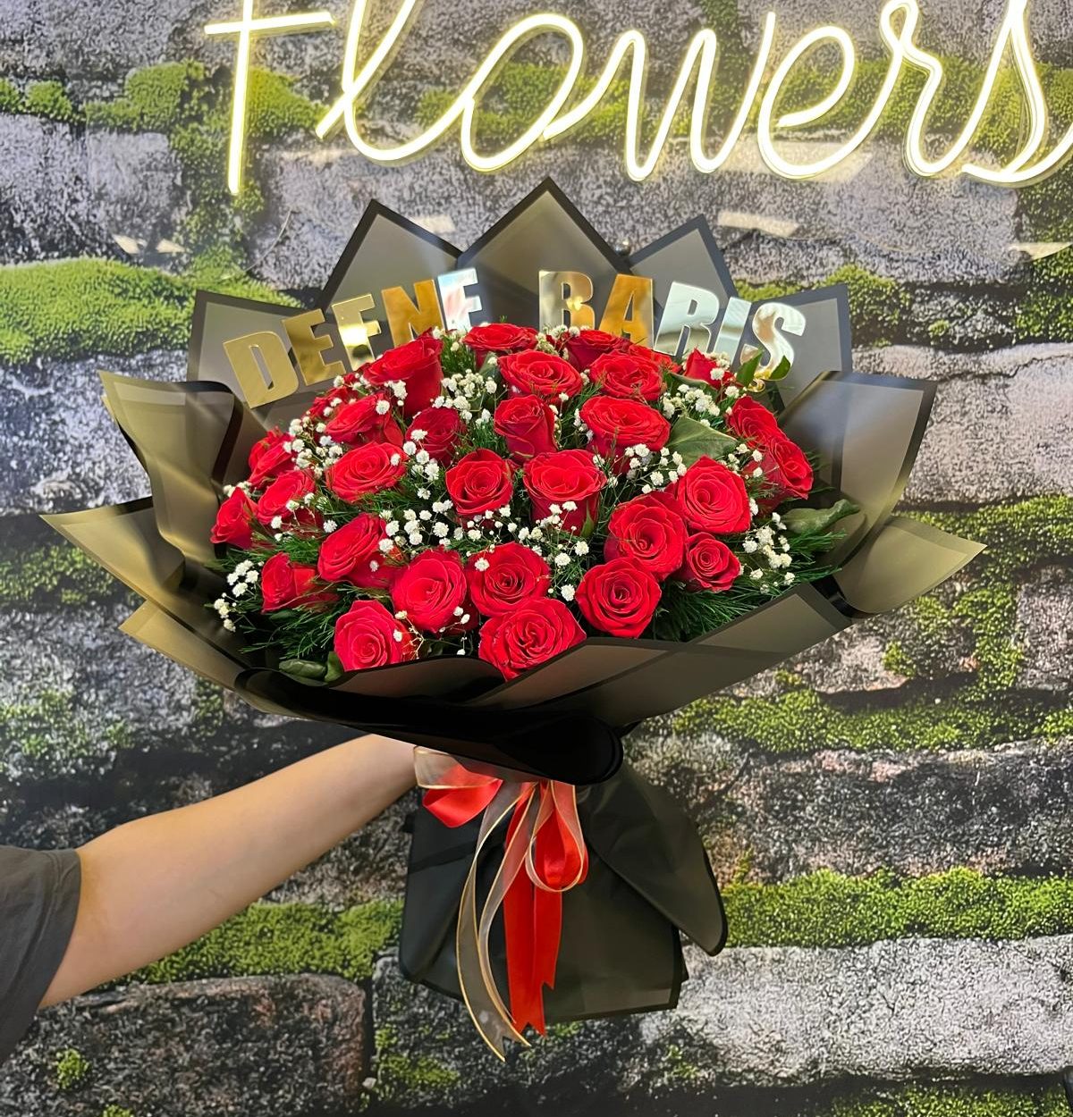 🌹41’li Kırmızı Gül Buketi – İsim Yazılı Özel Gelin & Damat Tasarımı 💍✨