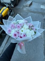 Büyük Boy Pembe & Beyaz Kasımpatı Buketi – Romantik ve Zarif Seçim 🎀✨