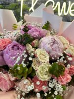 💐 Premium Şakayık ve Çardak Güllü İthal Buket 💐 - Görsel 4