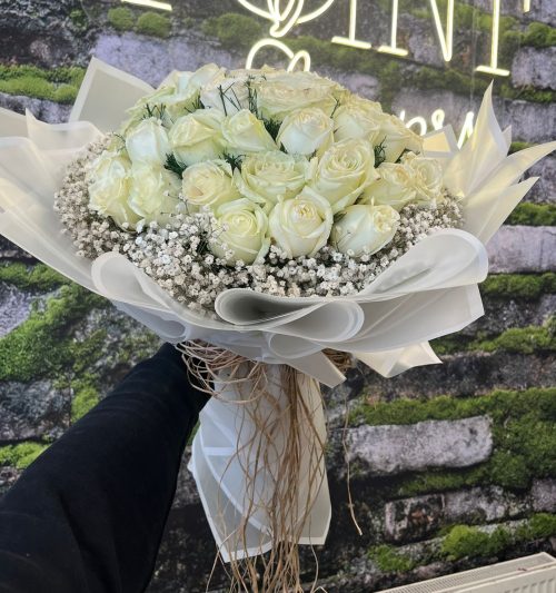 Royal Flowers 41'Li Beyaz Gül Buketi - Görsel 4