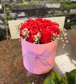 Silindir Pembe Kutuda Kırmızı Gül Aranjmanı 🎀