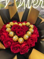 🌹 21 Adet Yapay Kadife Gül ve Ferrero Rocher Kalpli Buket 🍫💛 - Görsel 3