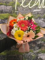 🌼 Orta Boy Renkli Gerbera ve Beyaz Papatya Buketi 💗🤍💛