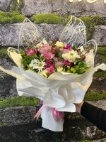 Kelebek Kanatlı Zarif Pembe Beyaz Buket 🌷 - Görsel 4