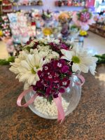 Cam Fanusta  Hüsnü Yusuf Papatya Aranjmanı