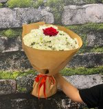 Kraft Kağıtta Gül Beyaz Papatya Buketi