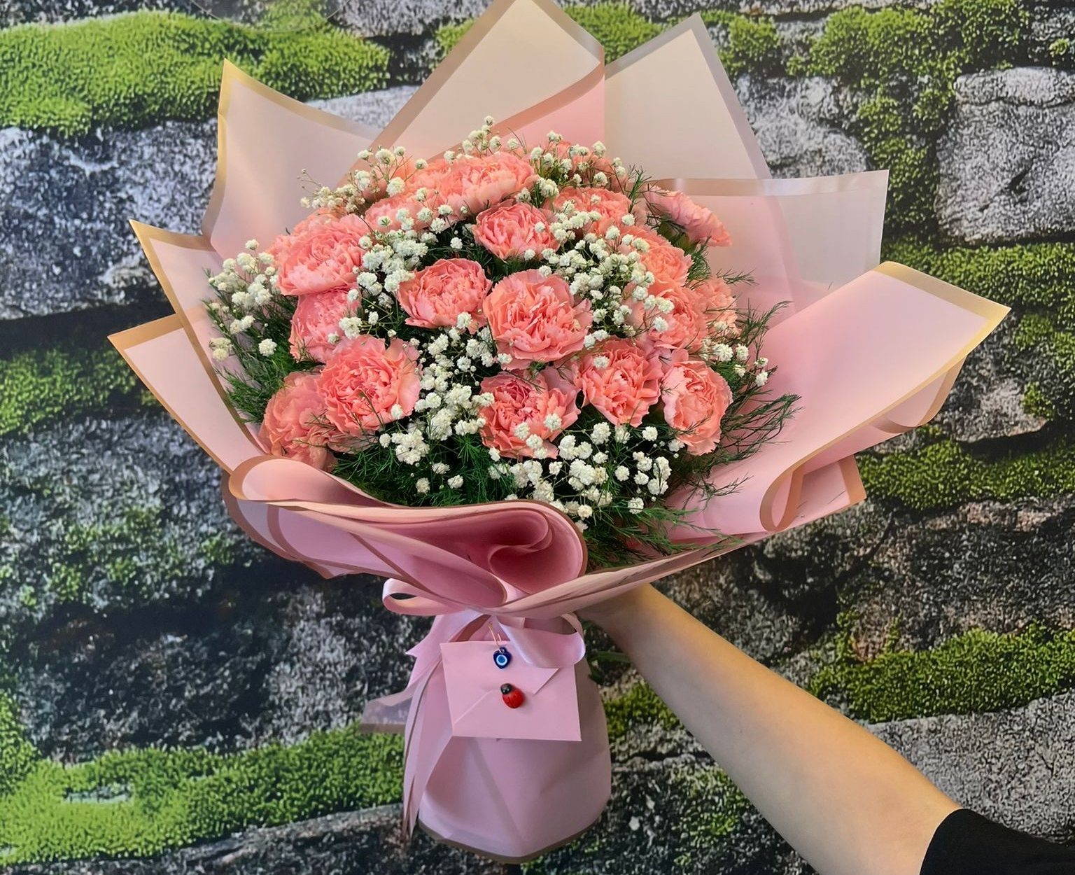 İthal Pembe Karanfil Buketi