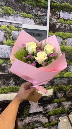 💐 3 Beyaz Gül & Pembe Cipso Buketi 💕