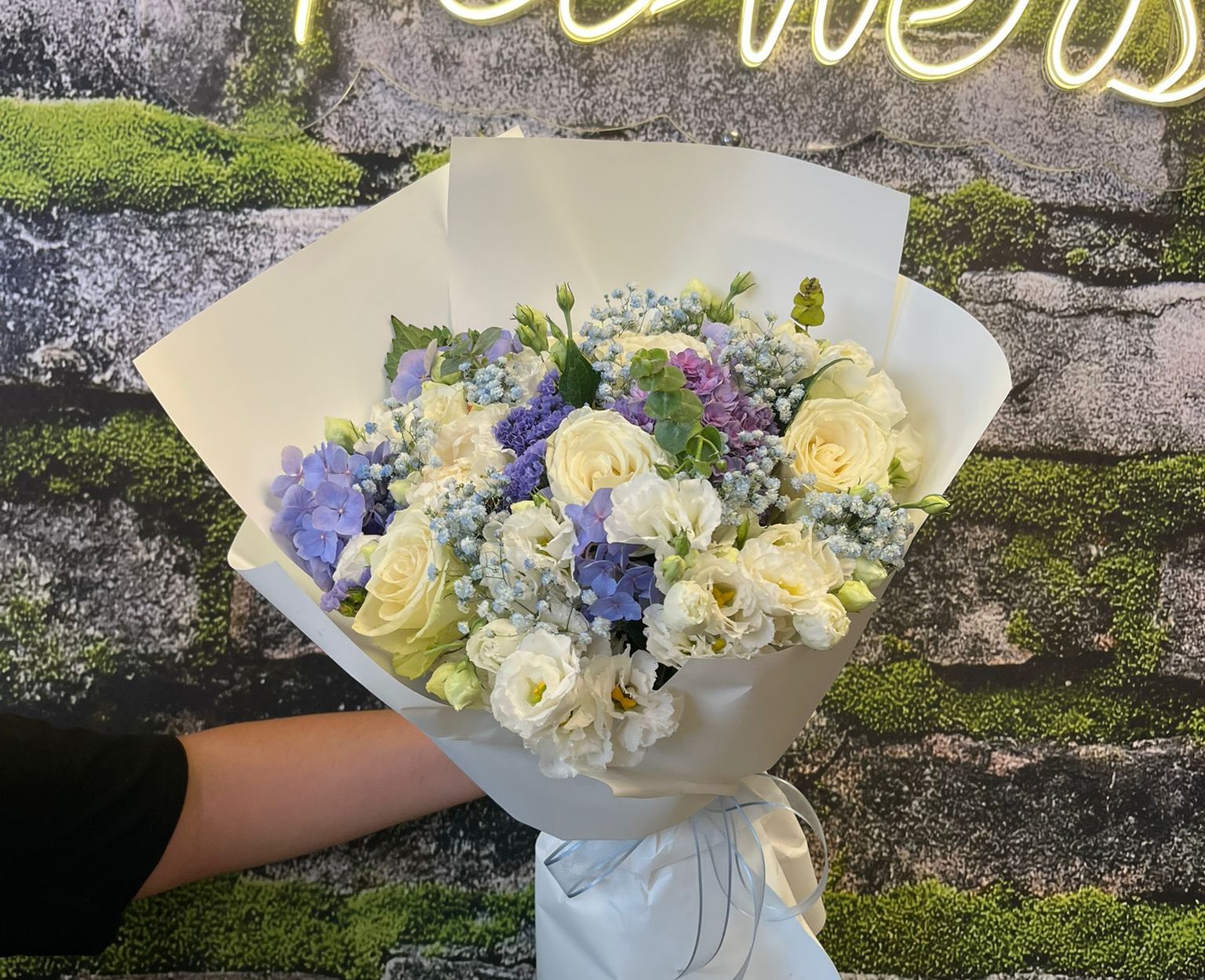 Mavi Ortanca&Beyaz Gül Buketi