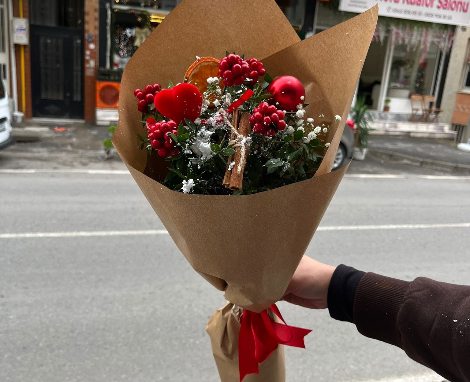 Aksesuarlı ✨ Yılbaşı Kokina Buketi