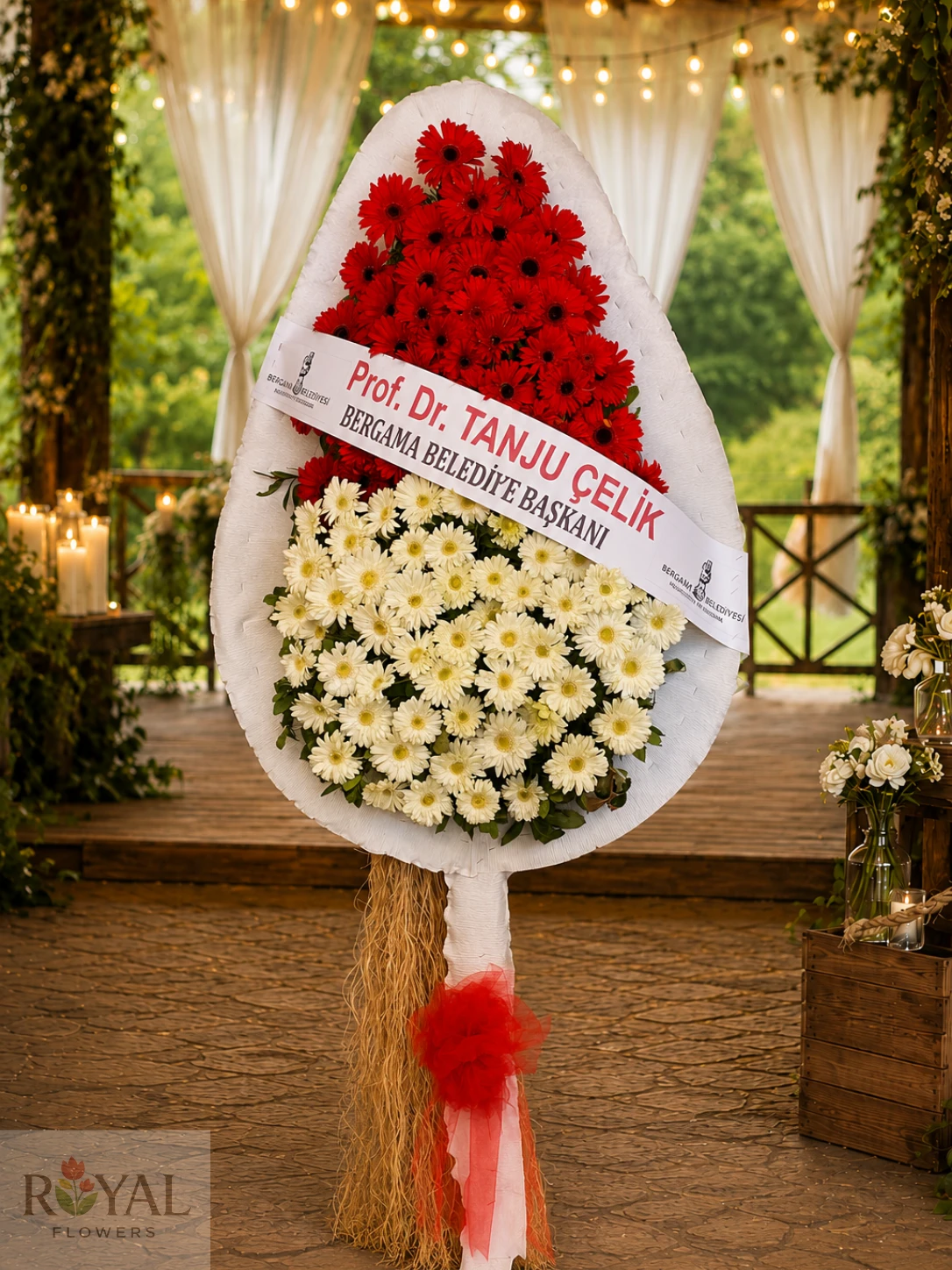 Kırmızı Beyaz Gerbera Düğün ve Açılış Çelenk Kırmızı Beyaz Gerbera Düğün ve Açılış Çelenk