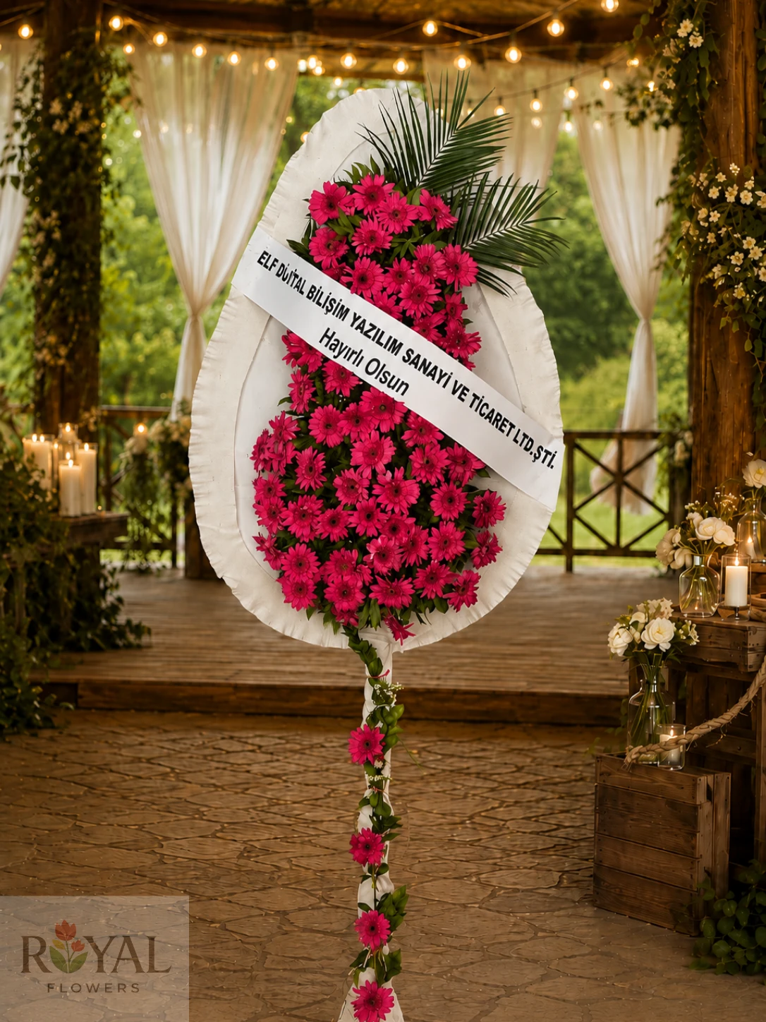 fusya-gerbera-celenk.jpg Fuşya gerbera çelenk
