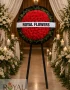 Yapay kırmızı gerbera çiçekleriyle hazırlanmış cenaze çelenk